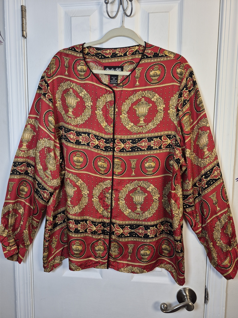 Studio Silk 100% Silk Vintage Baroque Urn Print Blouse Red Gold 20W